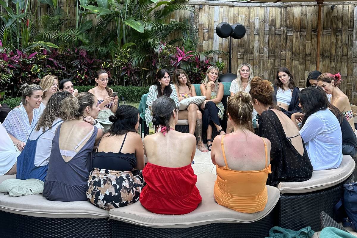 grupo de retiro en Bali
